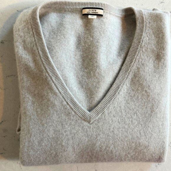 J. Crew Cashmere Relaxed V-Neck Sweater in XL Light Grey - Picture 1 of 4